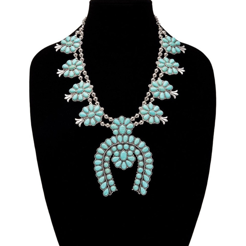 Vintage Style Southwestern Squash Blossom Necklace - Picture 3 of 7